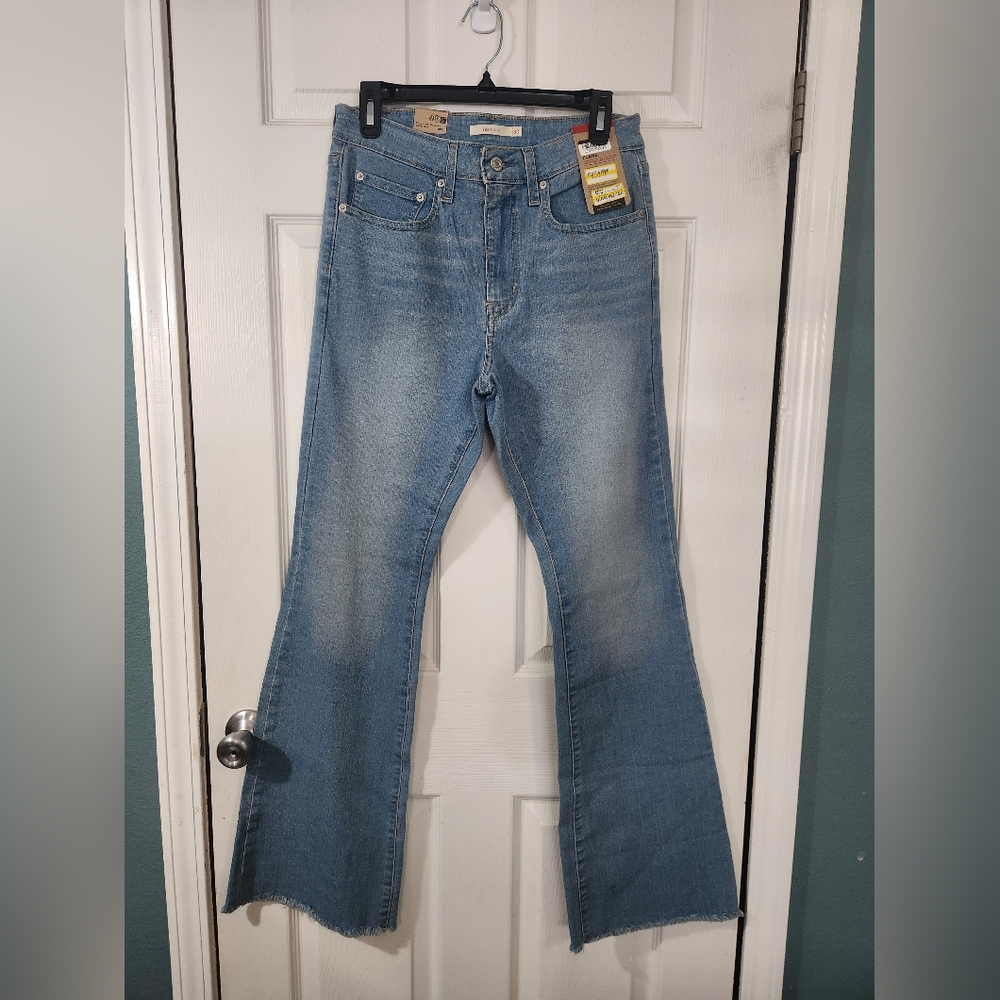 Levis jeans